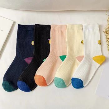 Есенни и зимни нови корейски чорапи детски сладки усмихнати лица, съответстващи на цвета на студентска вятърна тръба, дамски чорапи tide