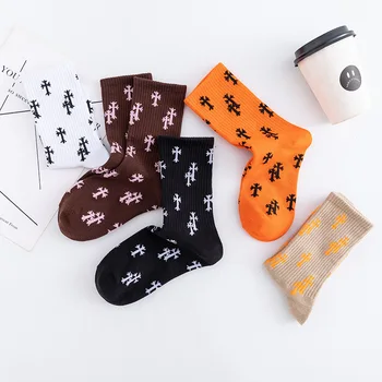 Нови Корейски Чорапи Harajuku Дамски Кръст Бод Сладък Бонбони Мода Прост Корейски Любовен Модел Памучни Чорапи Пролет И Лято