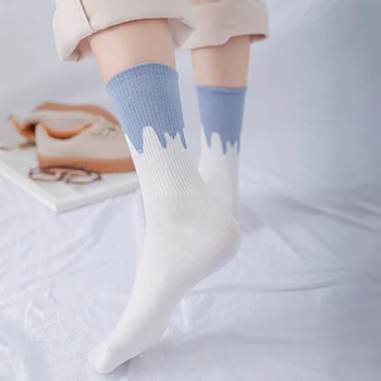 Q Японски сини дамски чорапи Памучни Средни тръба Дишащи в ивицата Квадратни Лоскутные цветни чорапи за момичета Sokken Доставка дропшиппинга
